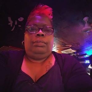 Meet your Posher, Glendia